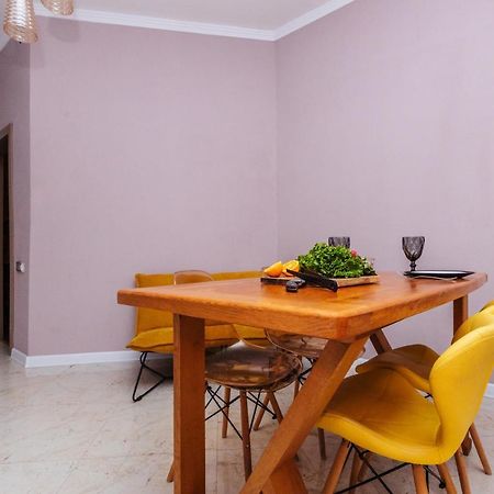 Просторные Апартаменты Класса Люкс Soechoemi Buitenkant foto